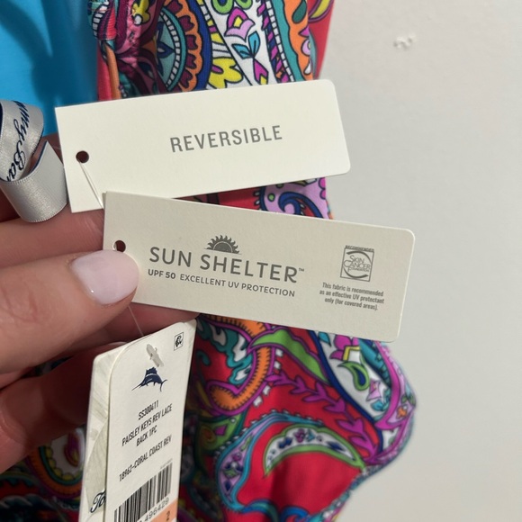 Paisley‎ Keys Reversible Lace Back one piece - Picture 9 of 9